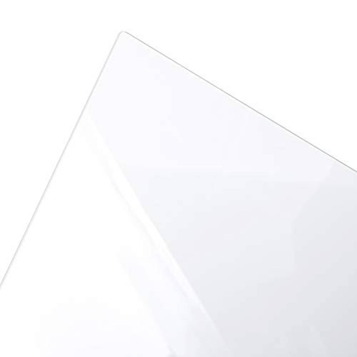 Close-up of clear borosilicate glass bed edge, smooth corner