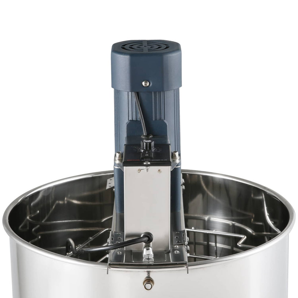 Electric extractor lid and motor above stainless drum with internal frame rack and valve