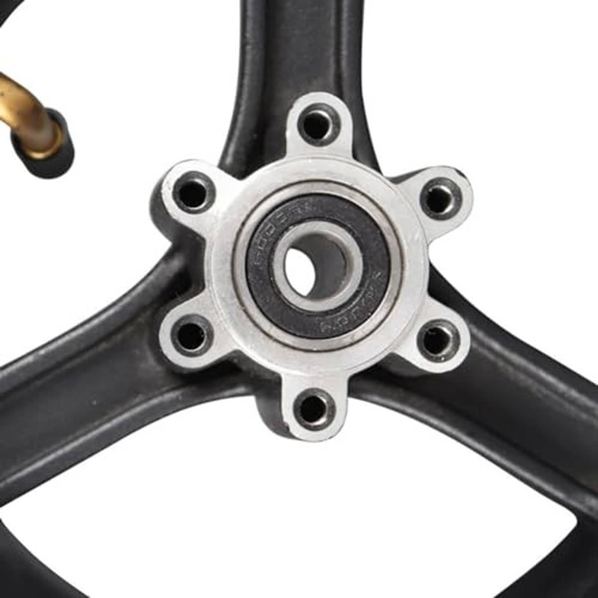 Wheel hub assembly with bearing, silver hub plate and black spokes