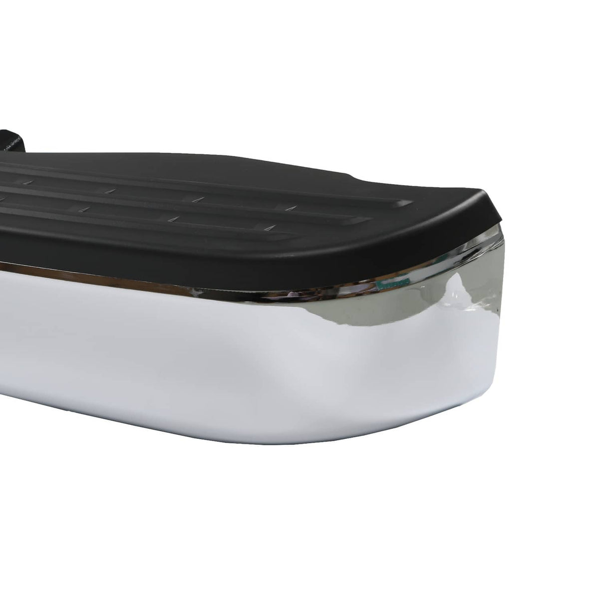Rear bumper assembly chrome-look corner trim over silver bumper edge