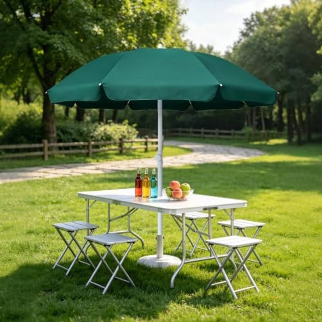 Green patio picnic umbrella with scalloped canopy and vertical metal support pole
