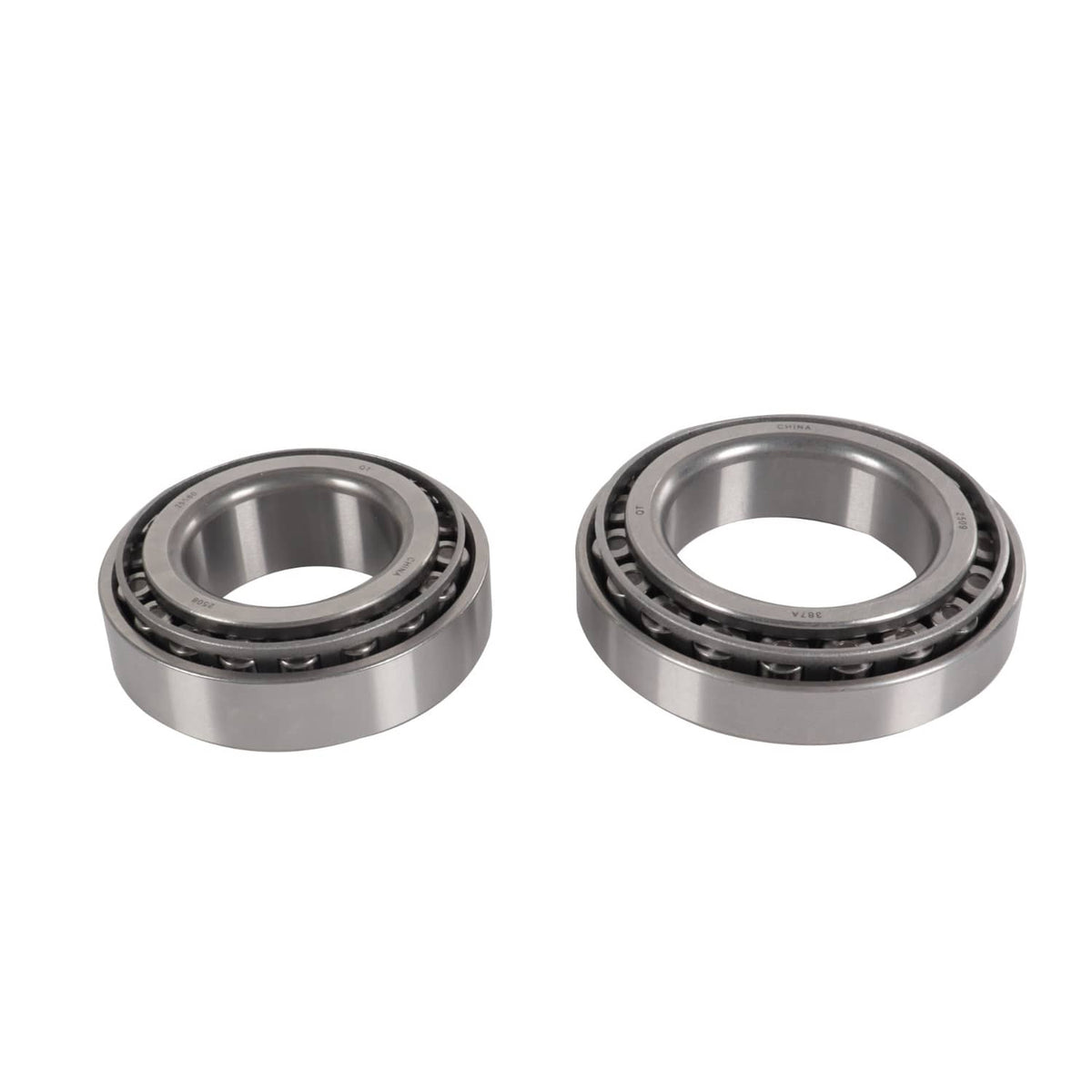 Trailer bearing kit: pair of tapered roller bearings with silver housings and black roller rows