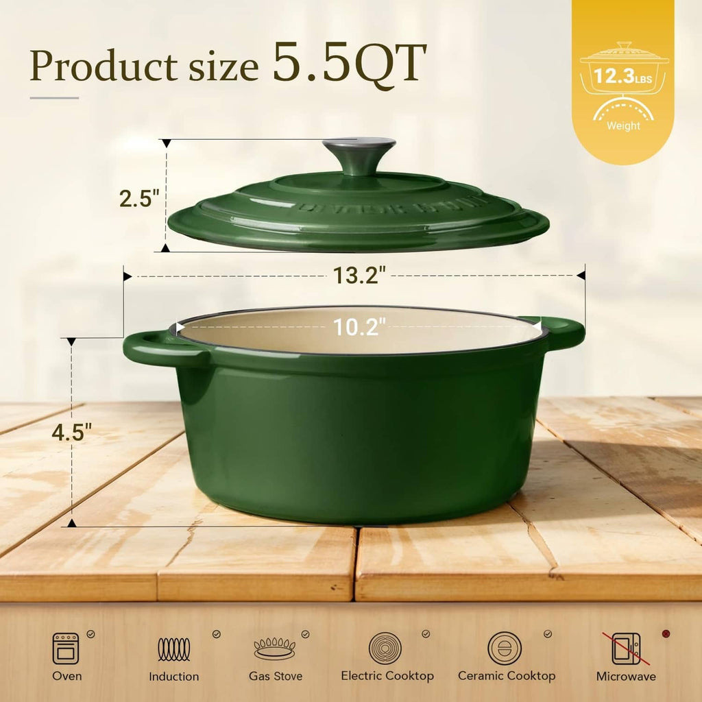 Green enameled Dutch oven with lid, 5.5 qt size
