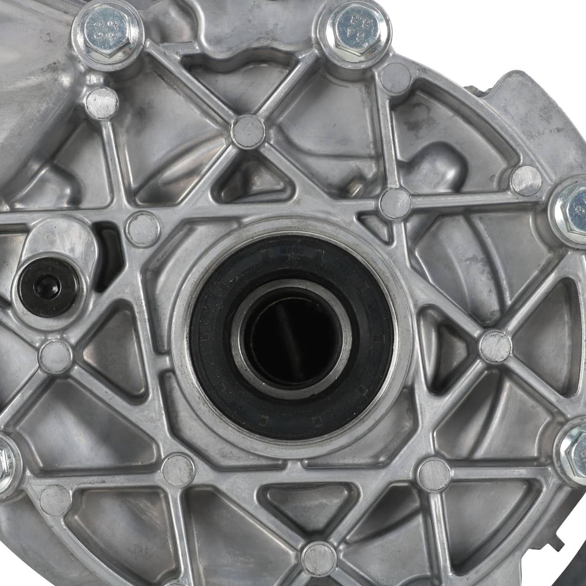 Rear axle differential assembly rear cover with circular seal opening