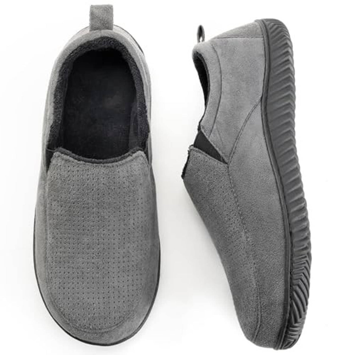 Charcoal closed-back men’s slippers with plush lining and slip-on comfort cushion.