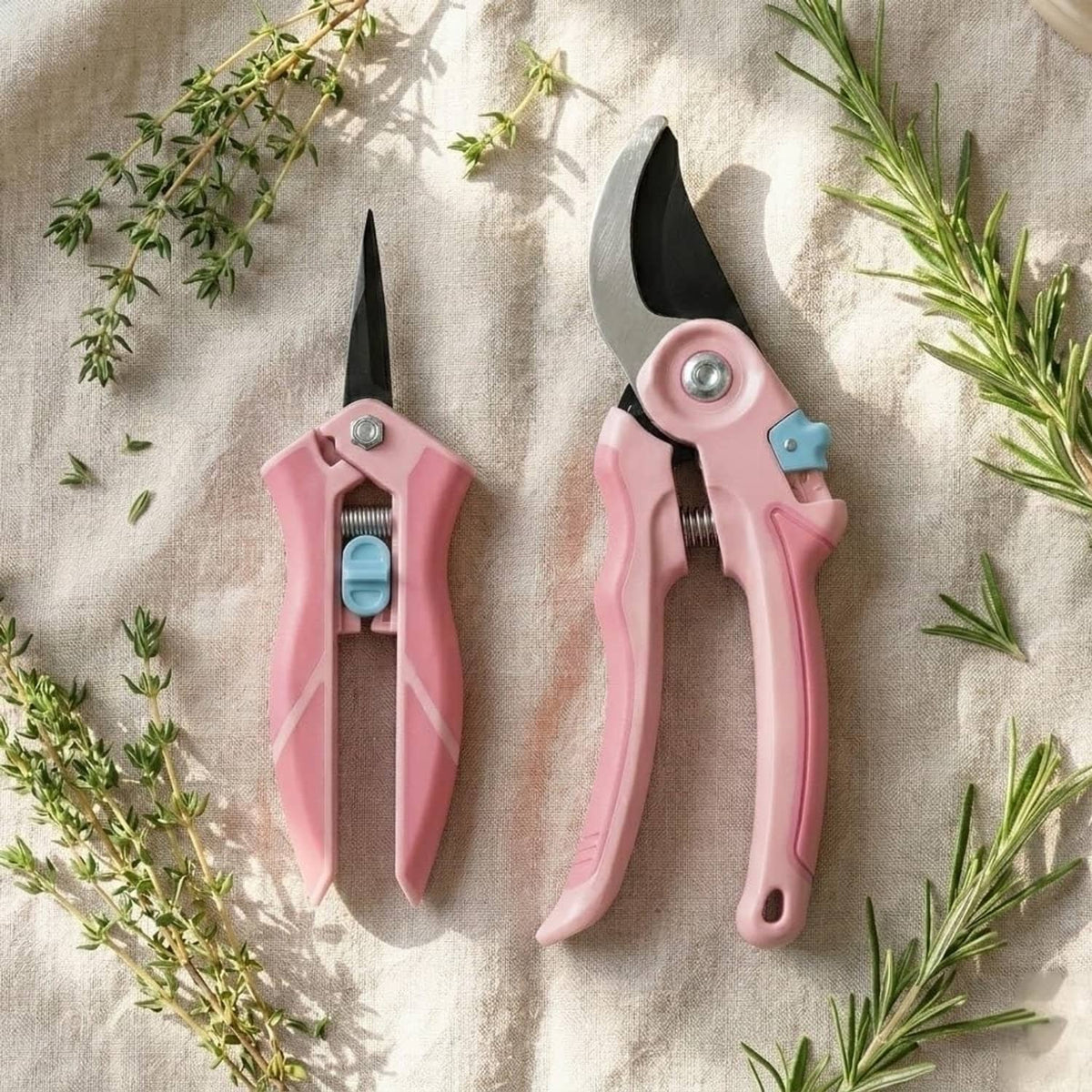 Pink pruning shears with bypass blades and safety lock, 2-pack