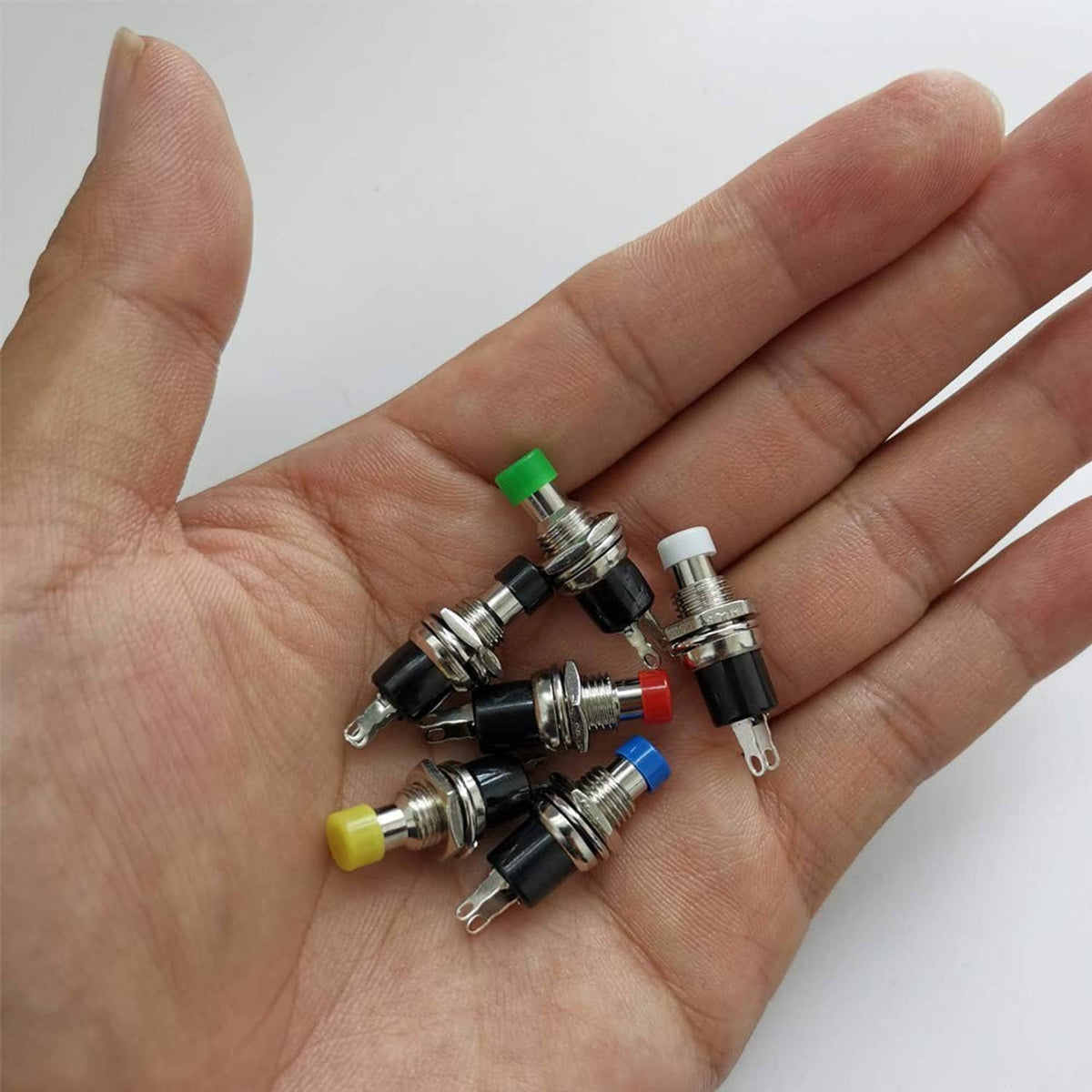 Mixed-color mini momentary push button switches with metal pins