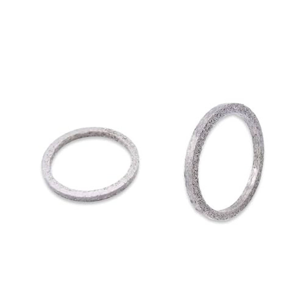 Exhaust port gasket kit with two gray steel mesh rings