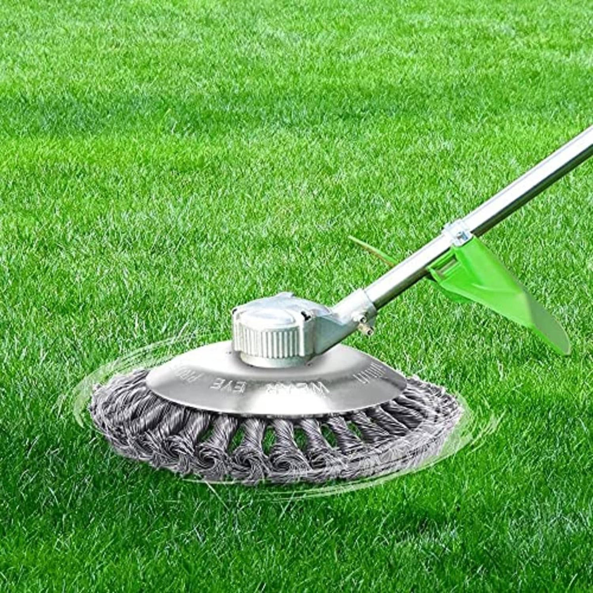 Wire weed brush trimmer head with round metal plate and curved steel bristles