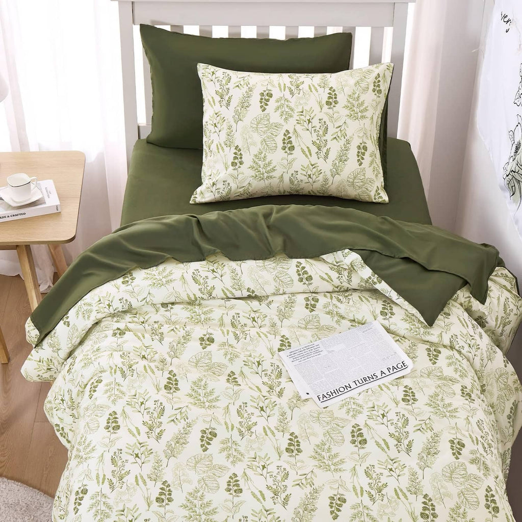 Botanical leaf printed comforter set with olive backing and two square pillows