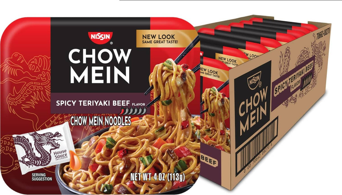 Nissin Chow Mein noodles spicy teriyaki beef tray kit, front view with sauce packet