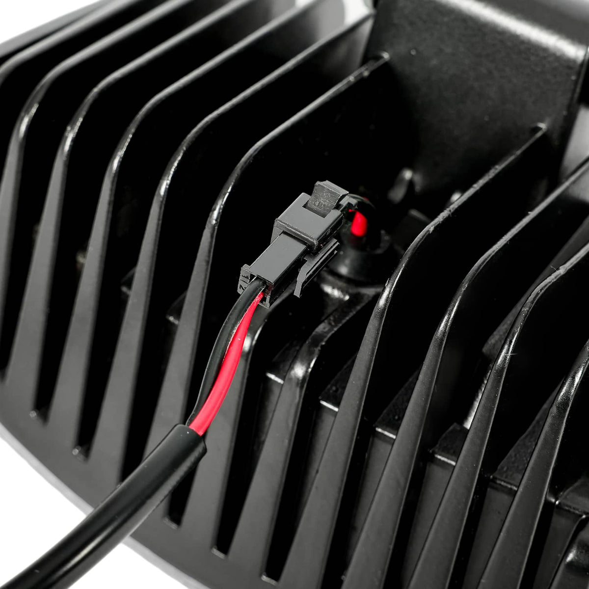 LED cab roof marker light connector detail on black fins with red wire