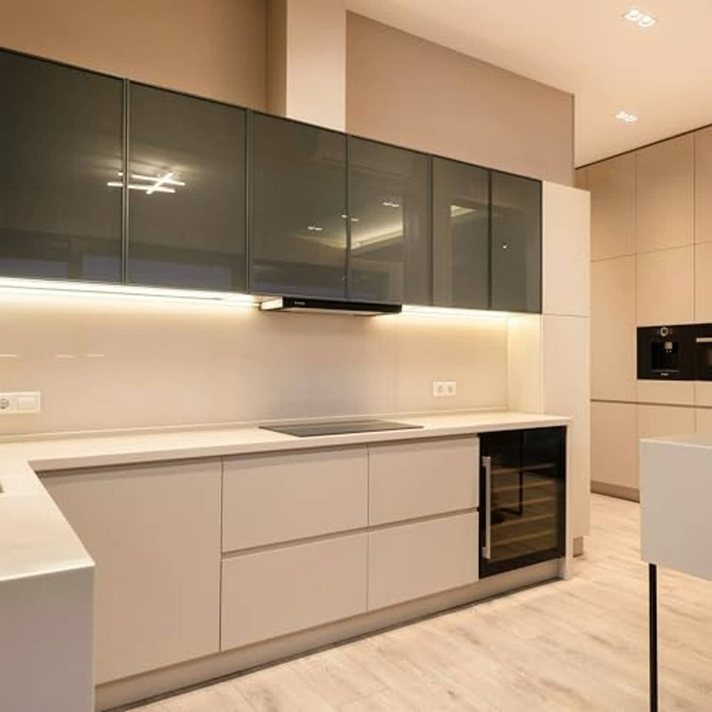 Warm white under-cabinet lighting in a kitchen using T5 LED tube-style bulbs
