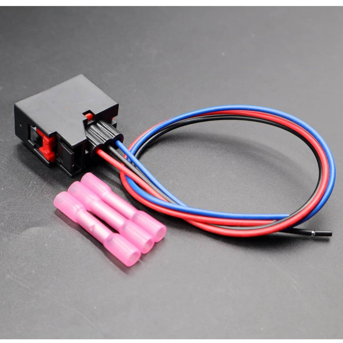 3-pin tail lamp connector pigtail set with black plug and blue/red wiring, pink insulation sleeves