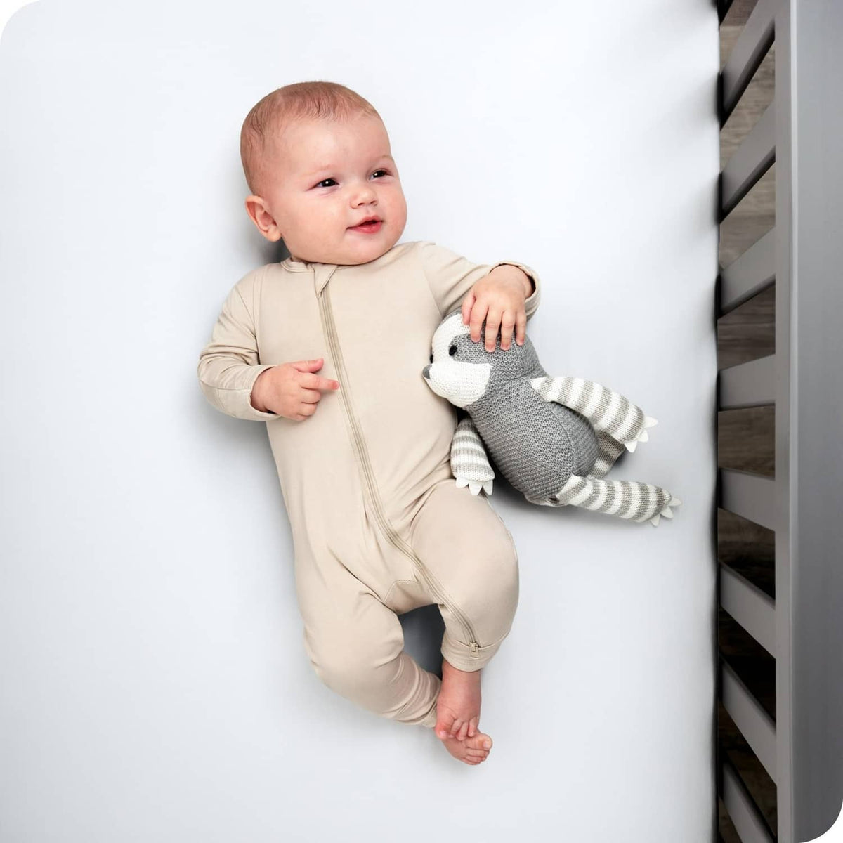 Crib fitted sheet, white microfiber with fitted elastic corners on mattress