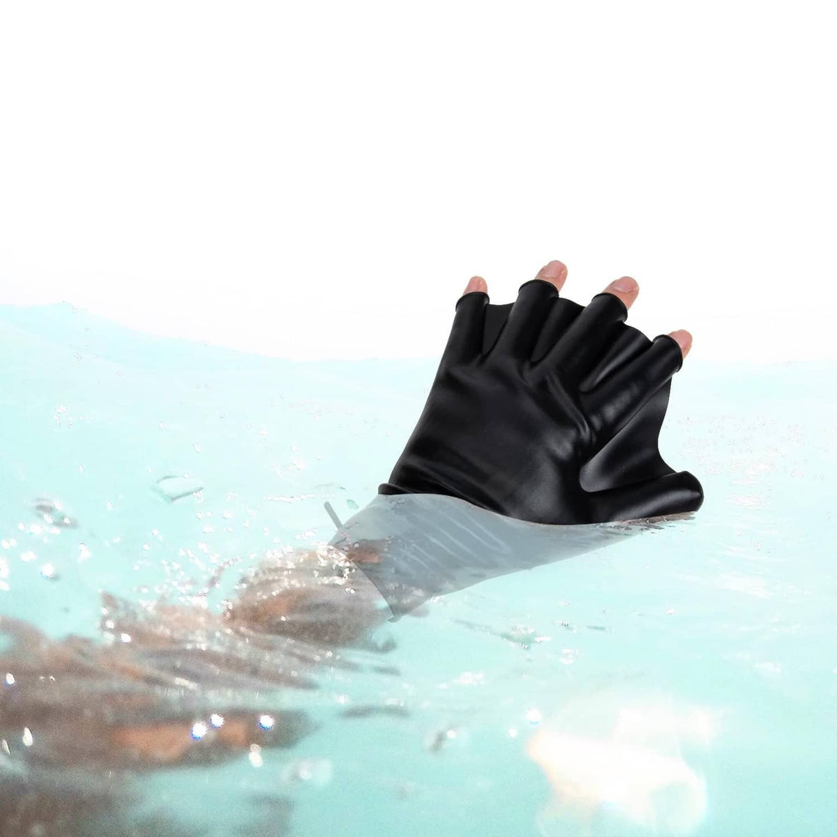 Black aquatic resistance gloves with open fingers and molded palm pads