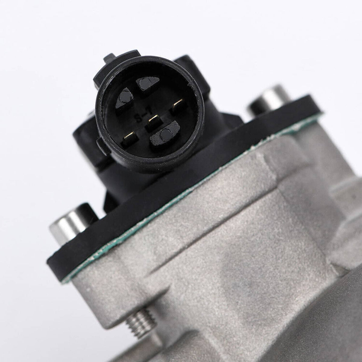 Throttle body sensor connector close-up with black plug and gray housing