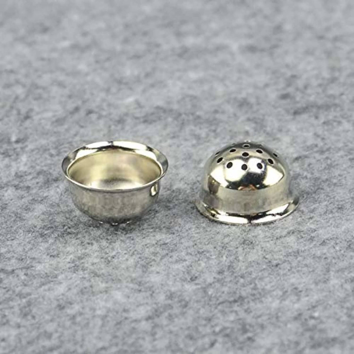 Stainless steel 12-hole pipe bowl screen disc, round perforated mesh