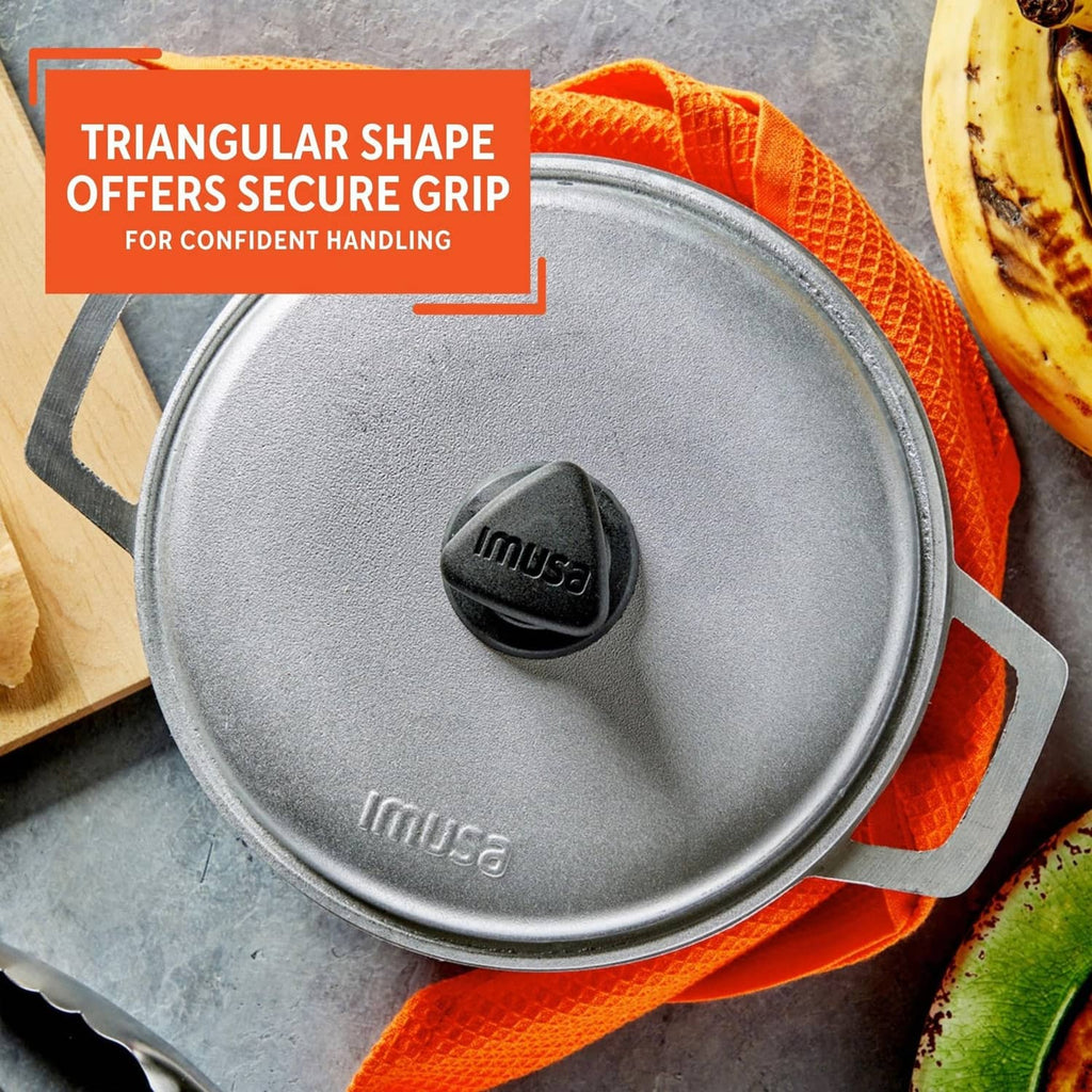 Black triangle knob with IMUSA stamp on silver lid for secure grip