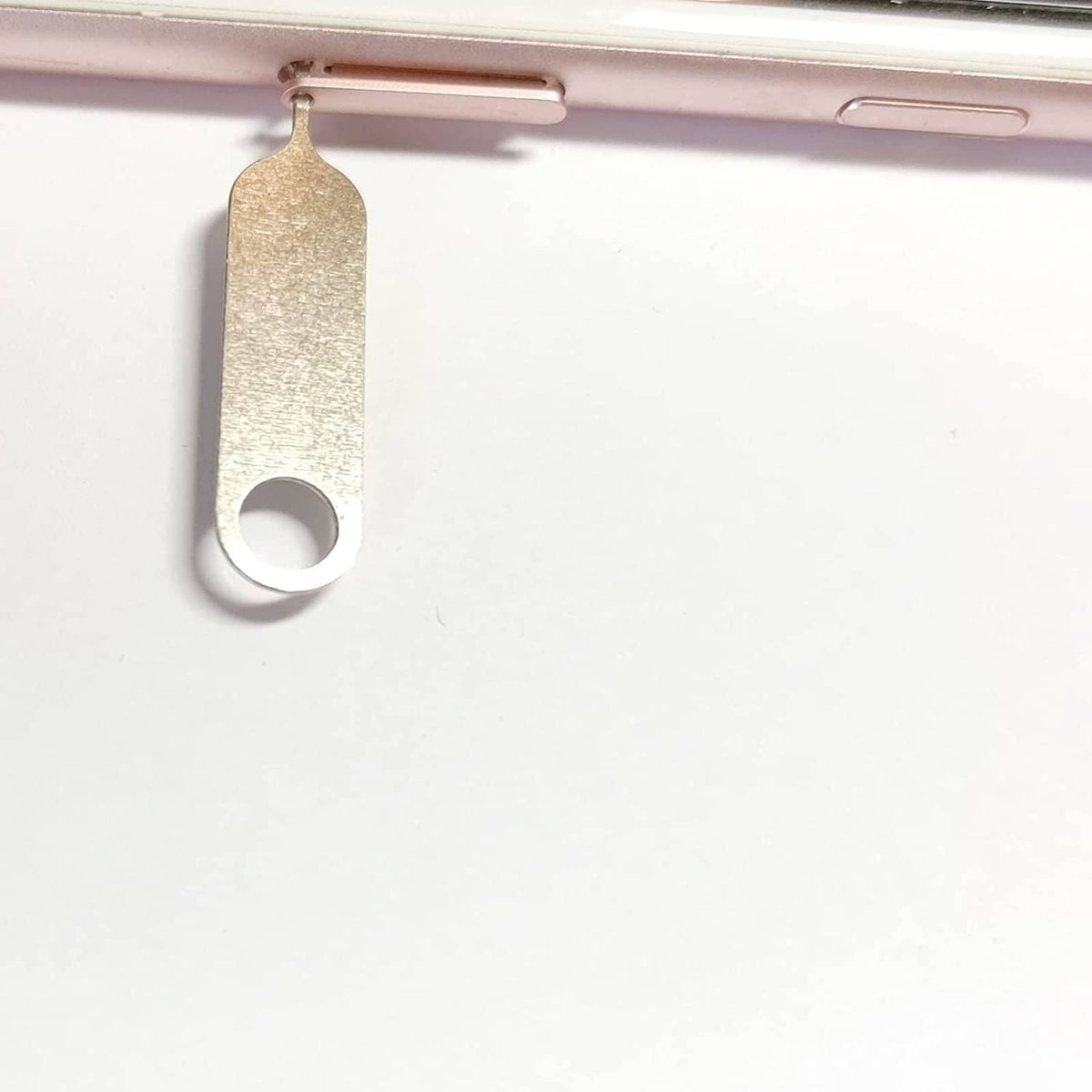 Metal stylus nib holder clip with circular hole