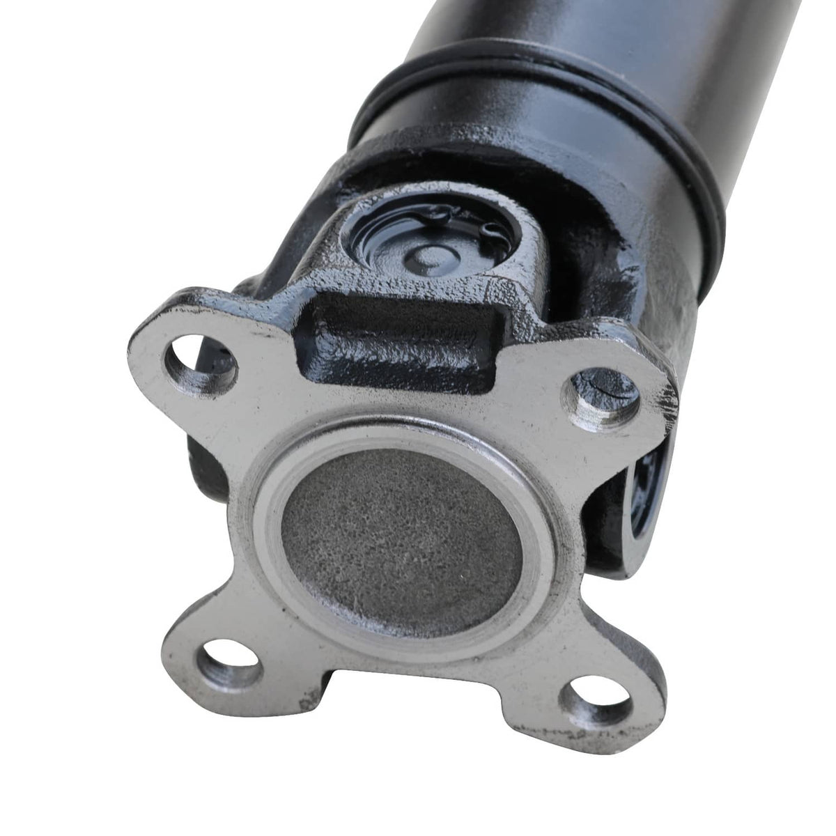 Rear drive shaft assembly flange end with circular center and bolt holes
