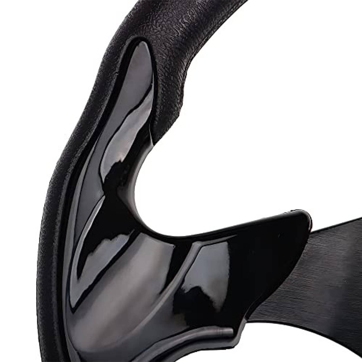 Black glossy spoke and textured steering wheel rim section