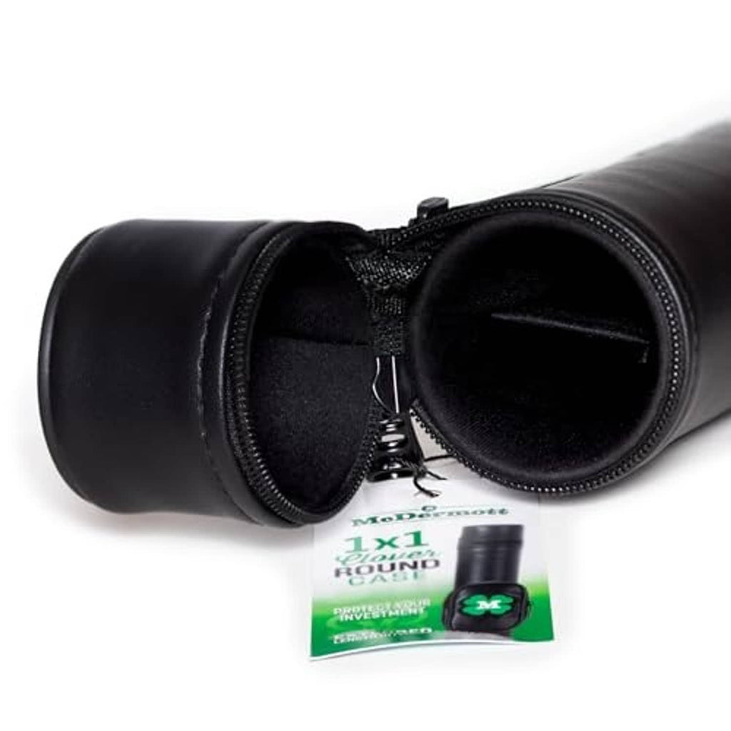 Black cue case end opening with zip closure and padded interior
