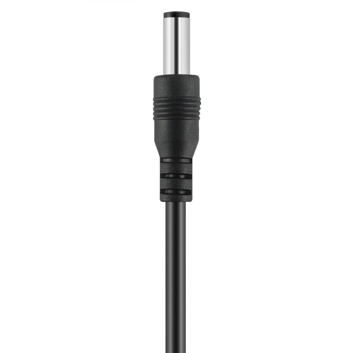 Black guitar pedal DC power cable with silver barrel plug and ribbed strain relief
