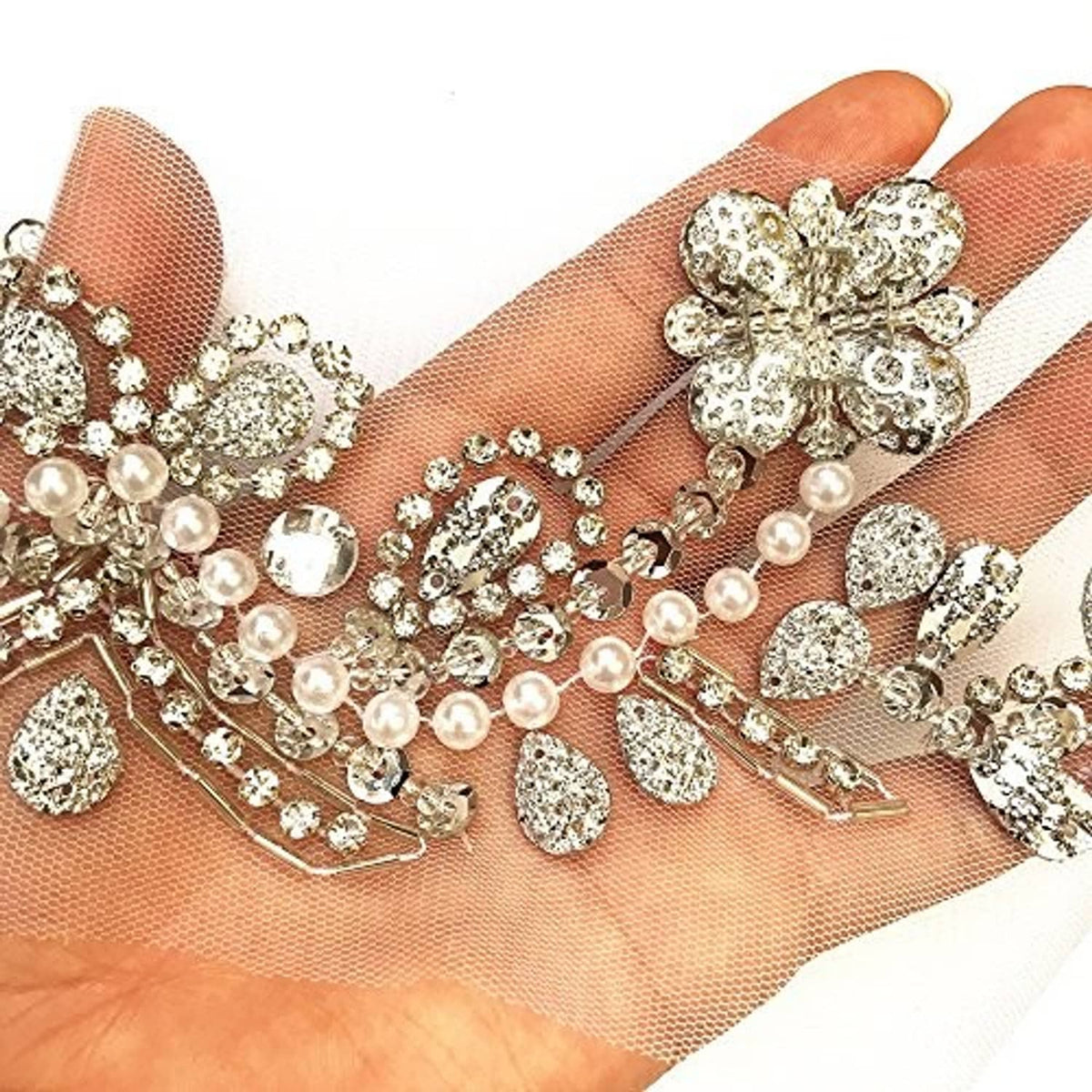 Crystal and pearl rhinestone beaded V-neck trim with dangling floral and teardrop details