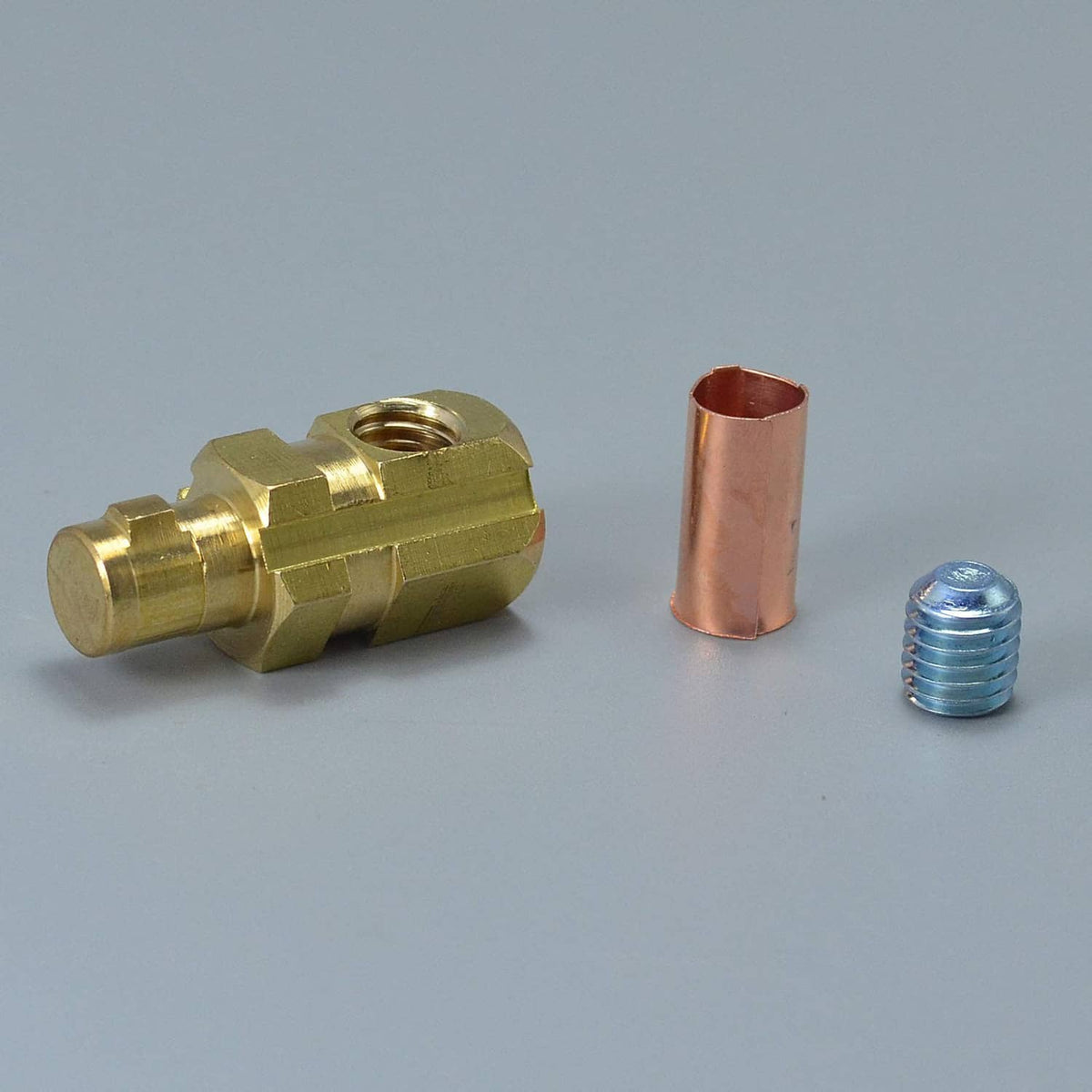 Brass welding cable panel connector plug with copper sleeve and steel screw