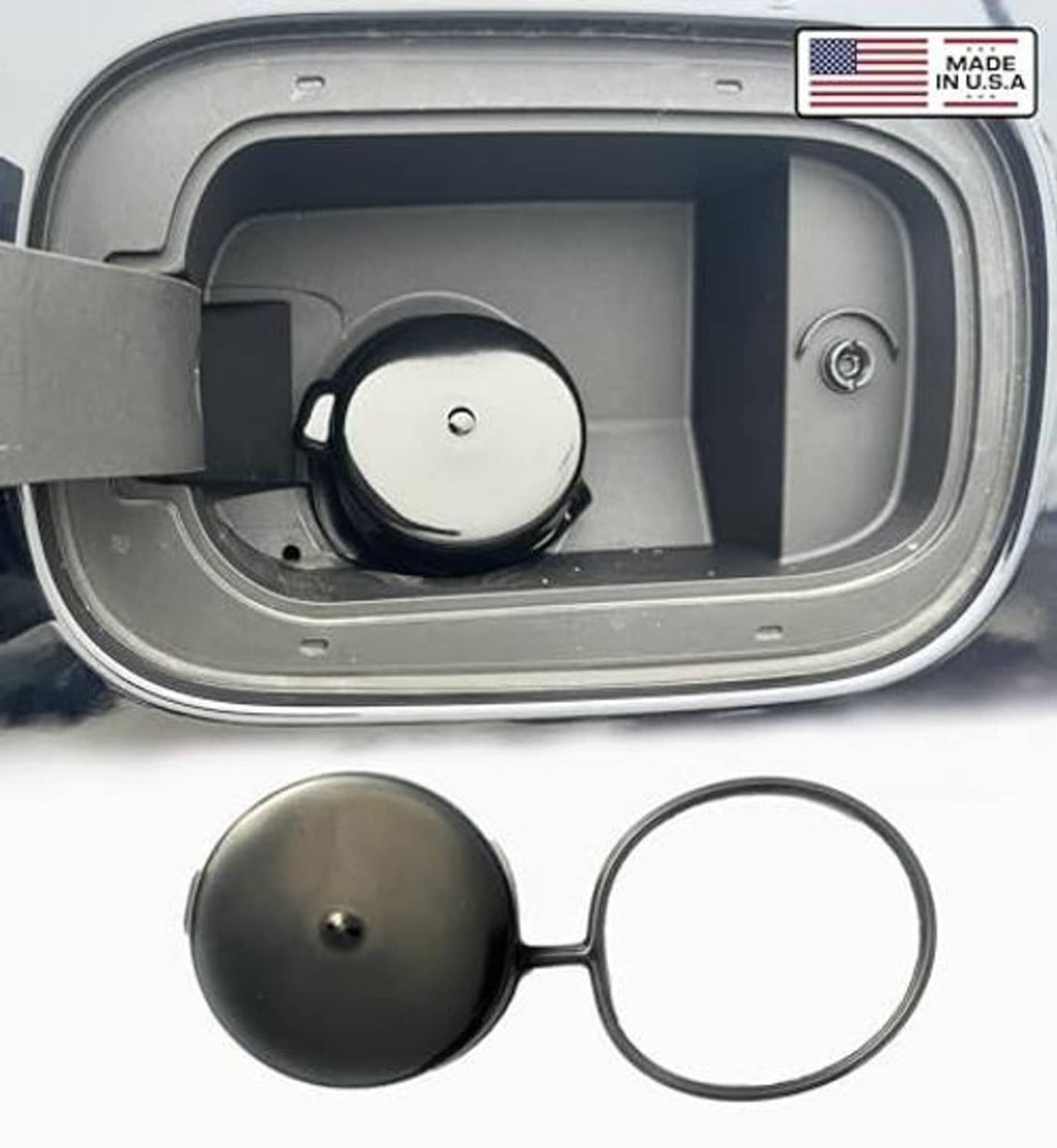 Capless gas cover with tethered dark cap and circular sealing ring