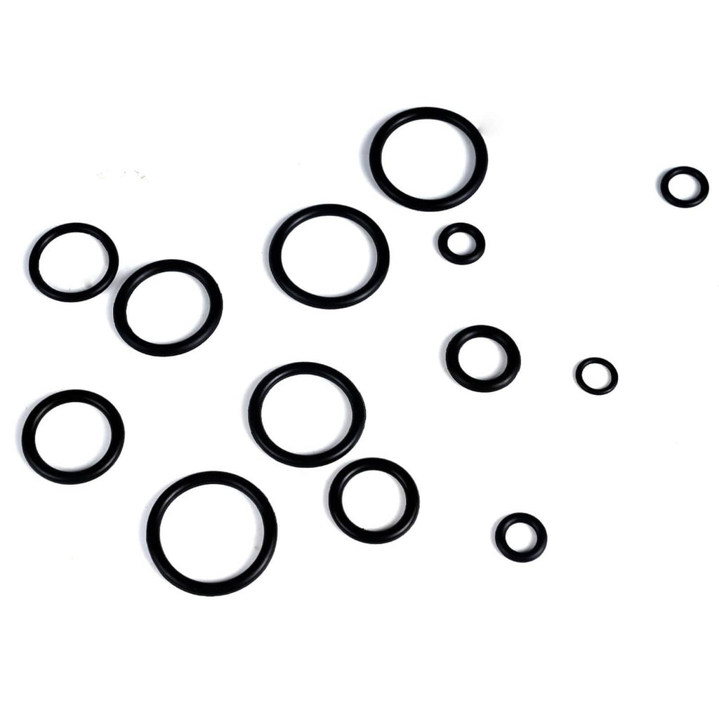 Mixed black O-rings with different inner diameters laid out