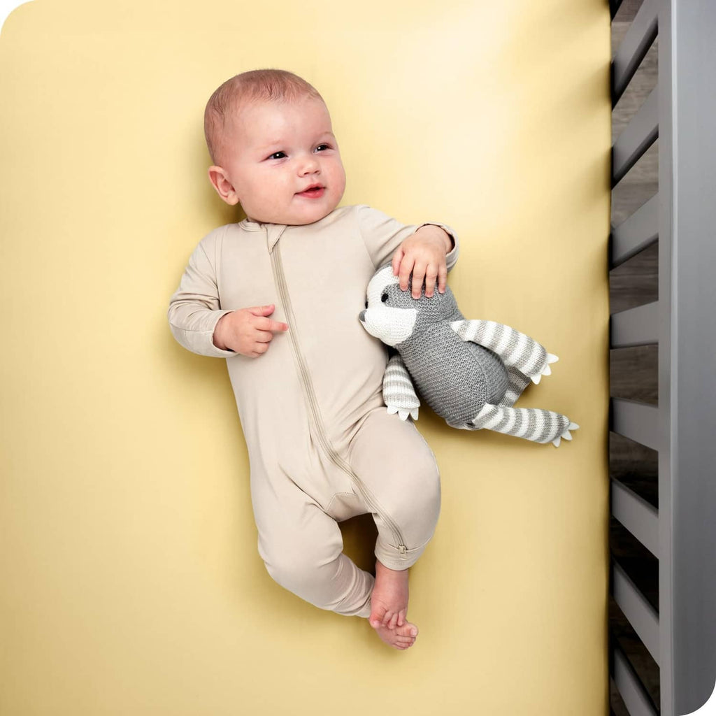 Crib fitted sheet, warm yellow microfiber covering mattress with fitted elastic corners