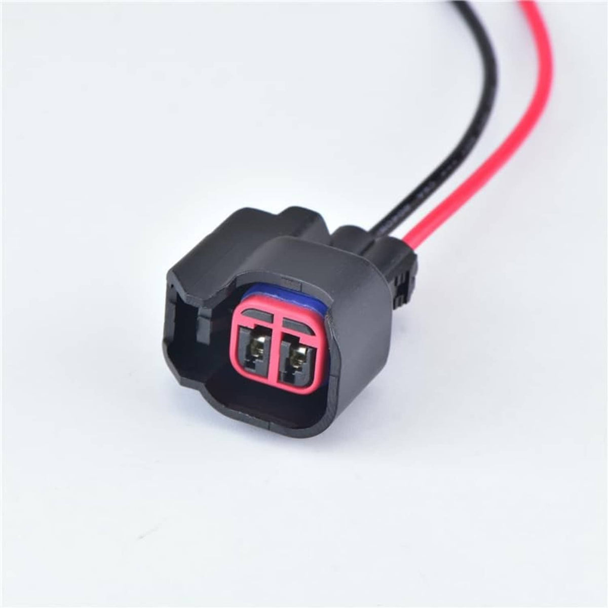 Fuel injector pigtail connector plug, black housing with blue-red terminal inserts