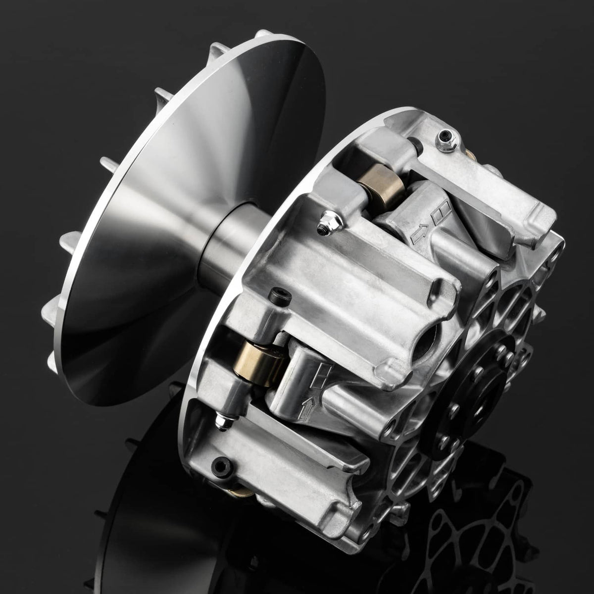 CVT drive clutch assembly with exposed metal linkage and side pulley cover