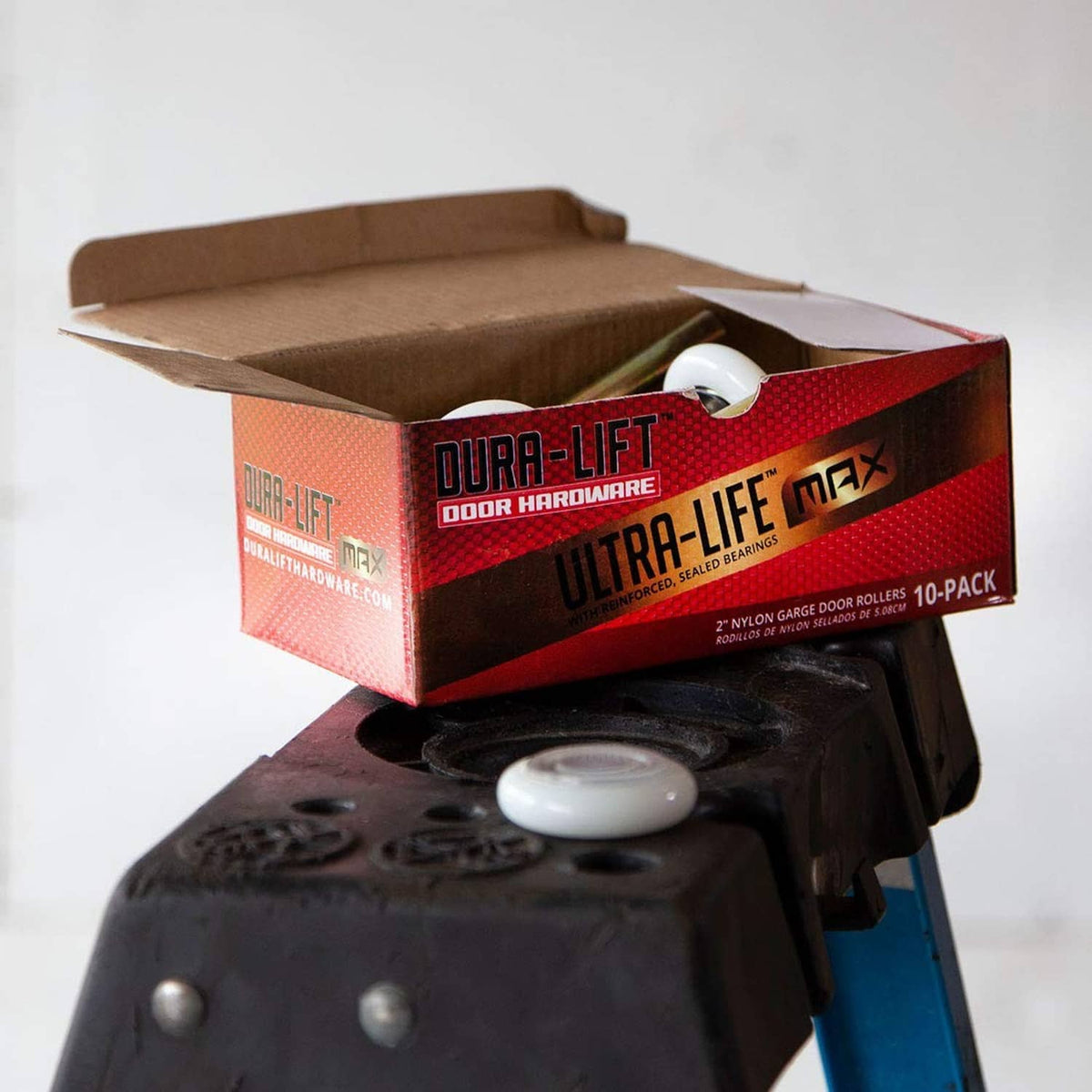 Dura-lift Ultra-life Max roller multipack with white nylon wheels and sealed bearings
