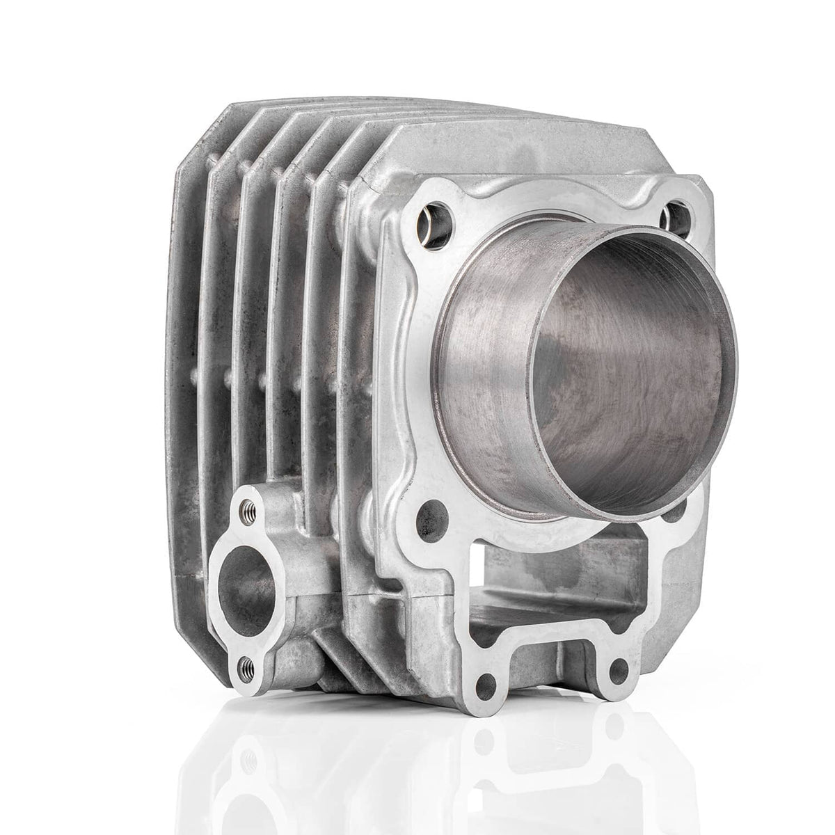 Machined aluminum engine cylinder head with cooling fins and large cylinder bore