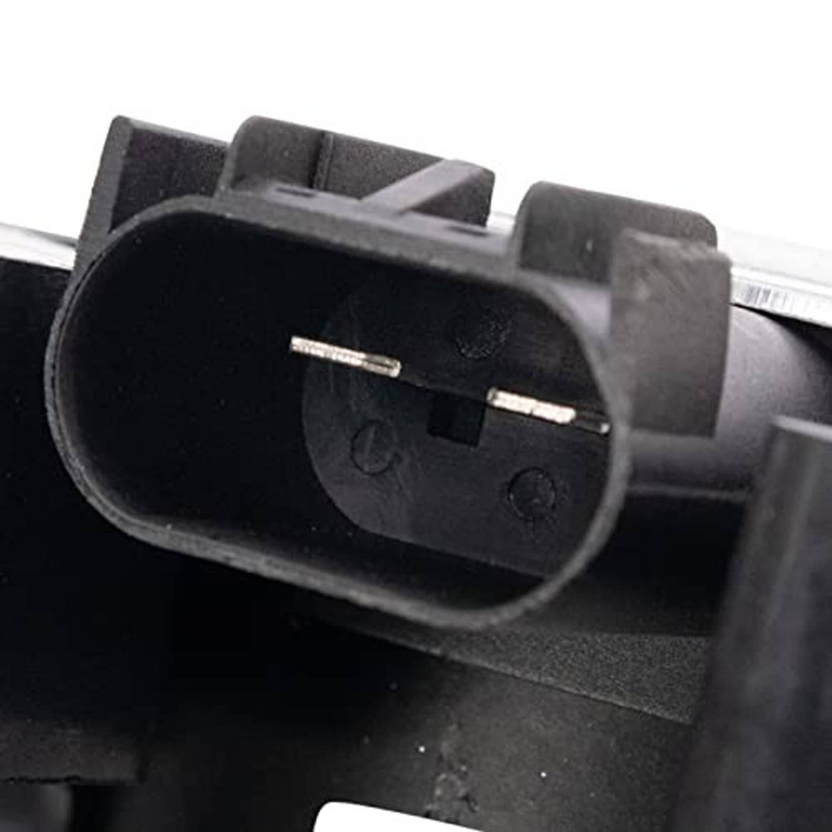 Radiator fan connector housing with black plug and latch tabs