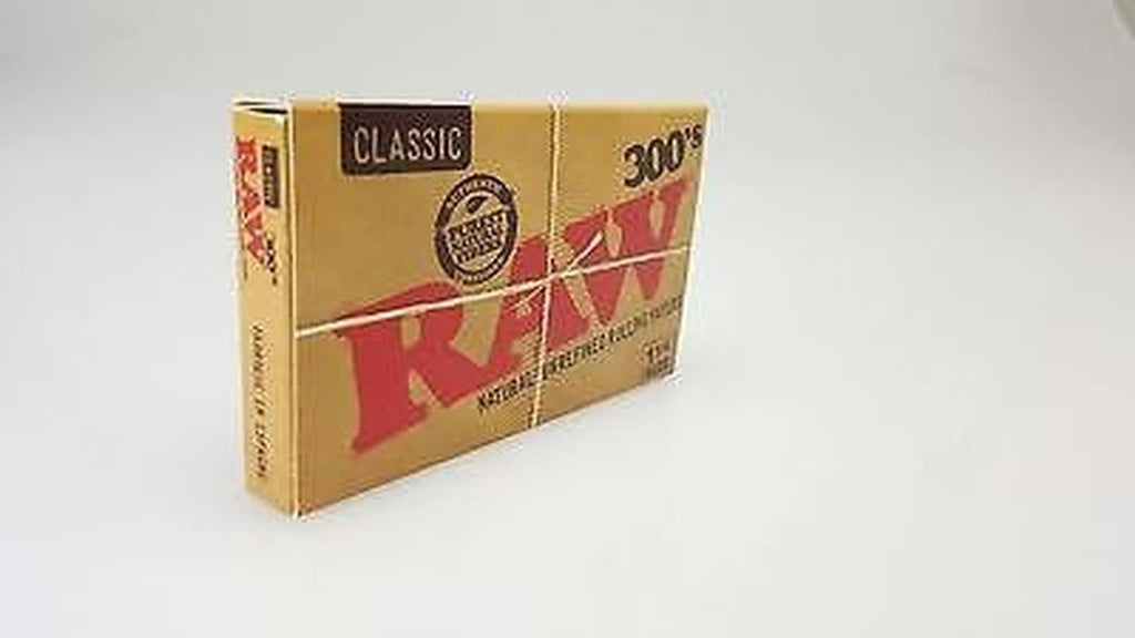 Rolling papers pack with Classic label and 300’s branding, natural unrefined, 1 1/4 size