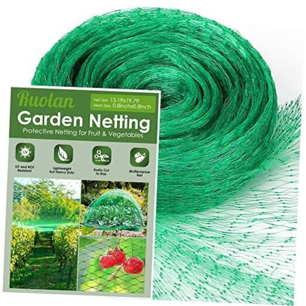 Green garden netting roll with protective mesh for covering vegetables and fruit
