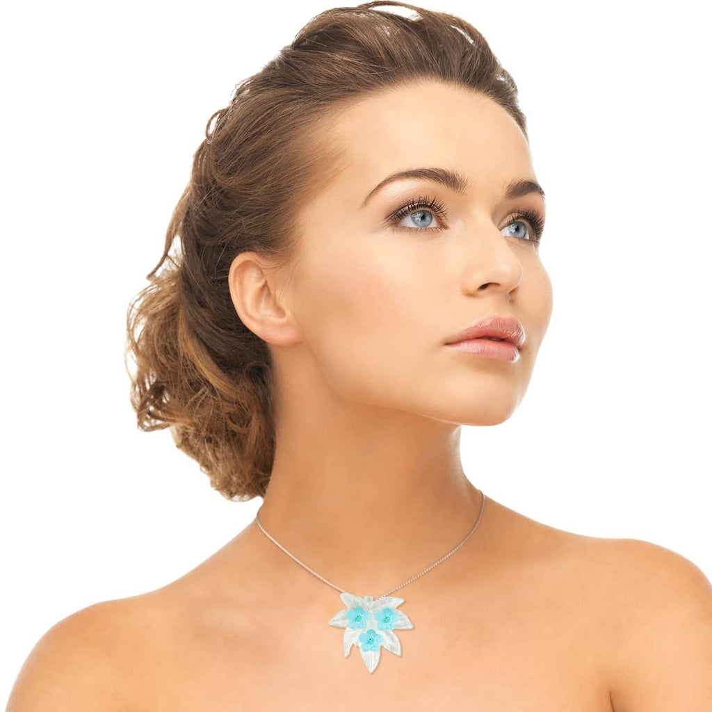 Forget-me-not flower pendant necklace with blue pressed-flower design