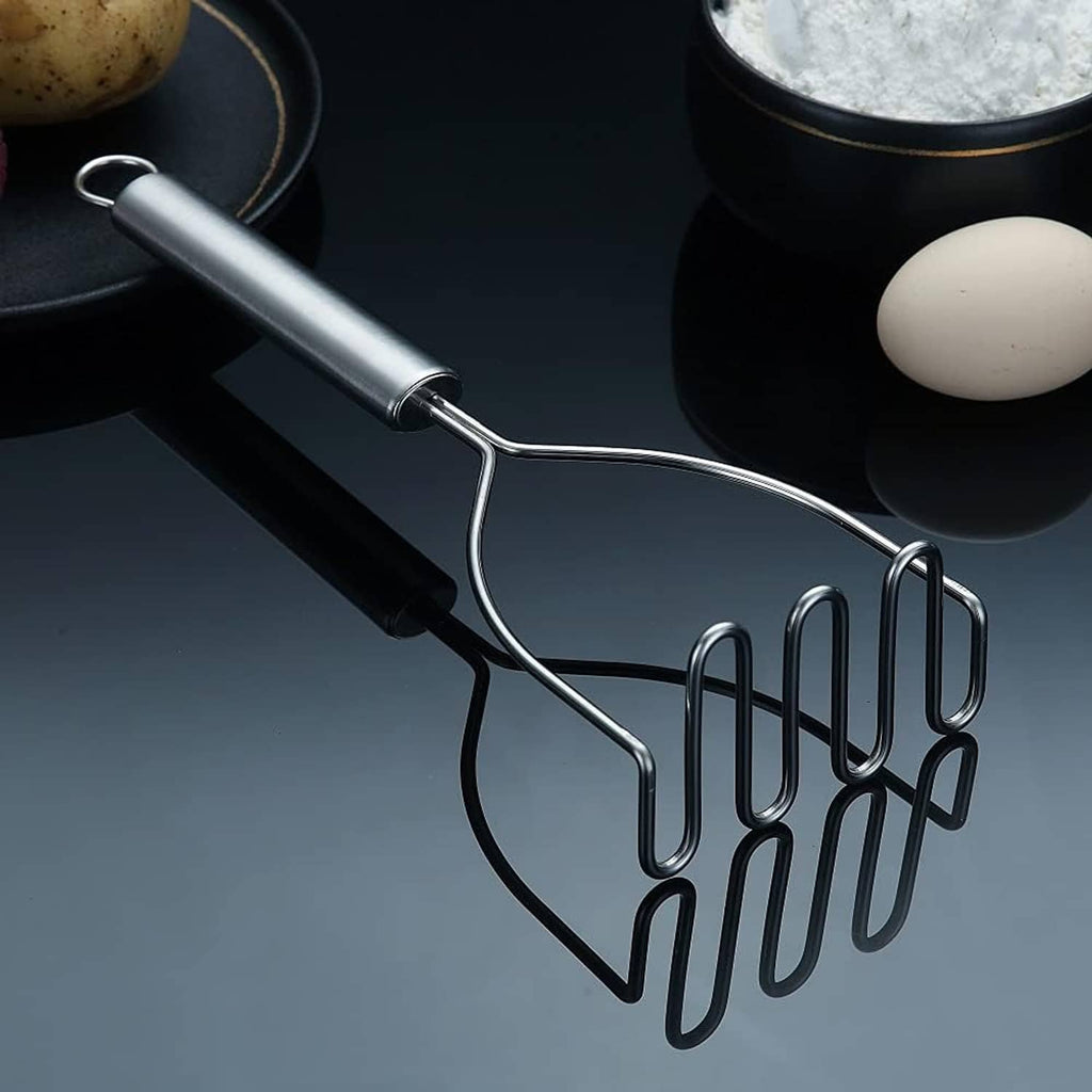 Stainless steel potato masher/ricer with pronged mashing head and long handle