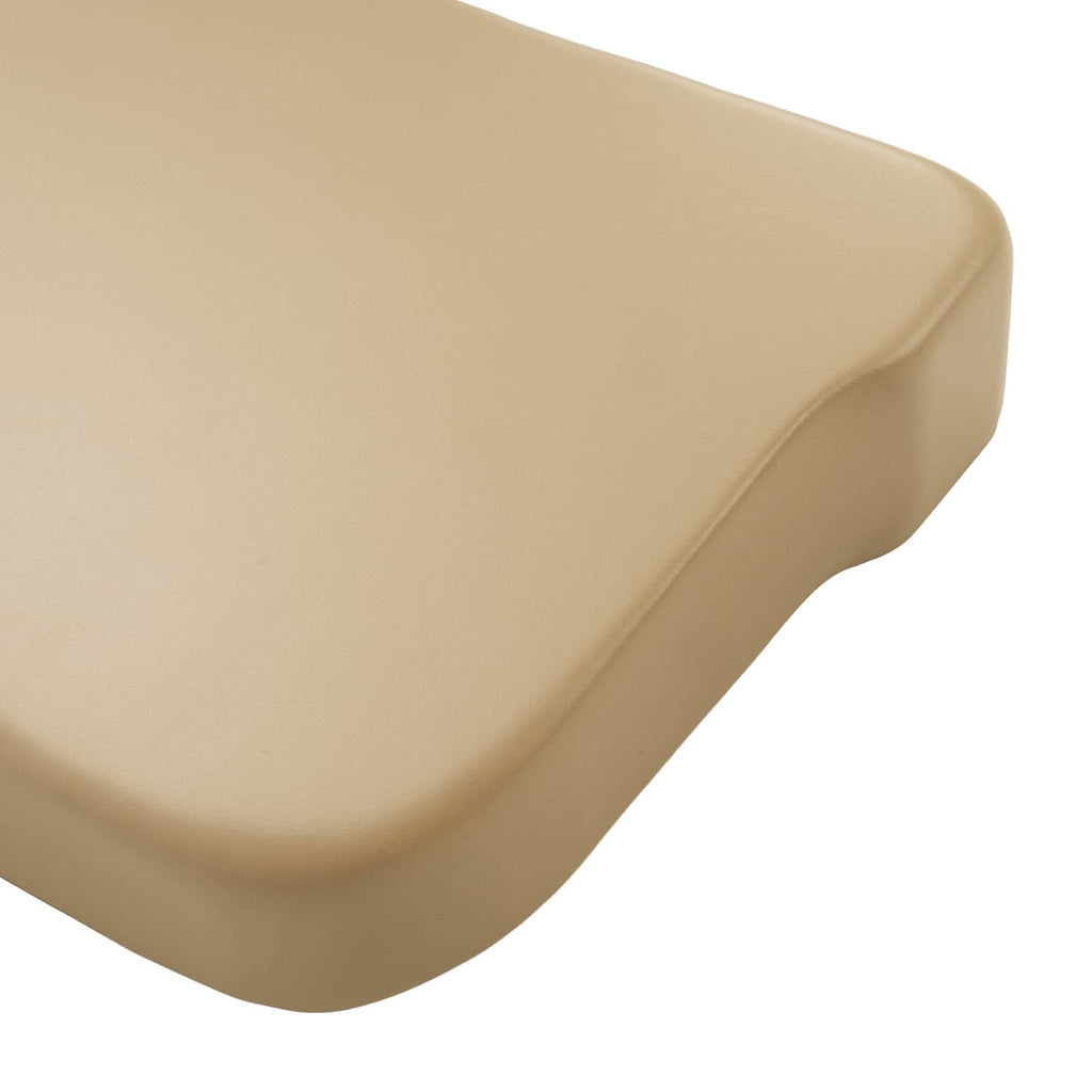 Tan seat cushion corner with smooth rounded bolster edge