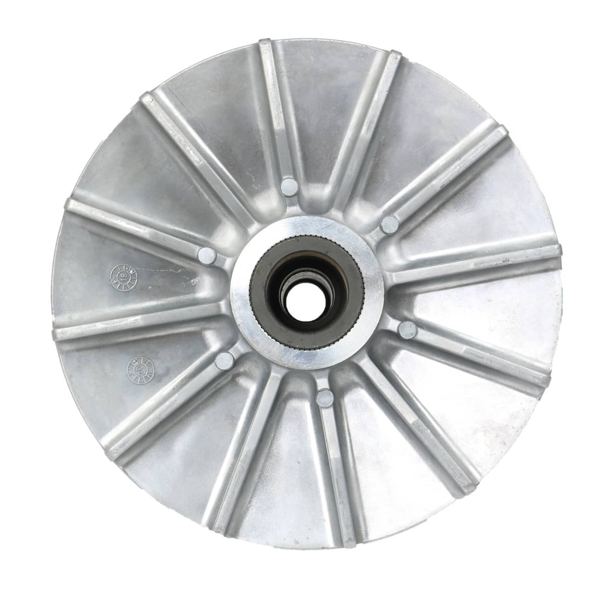 Primary drive clutch assembly with round outer plate and central axle opening