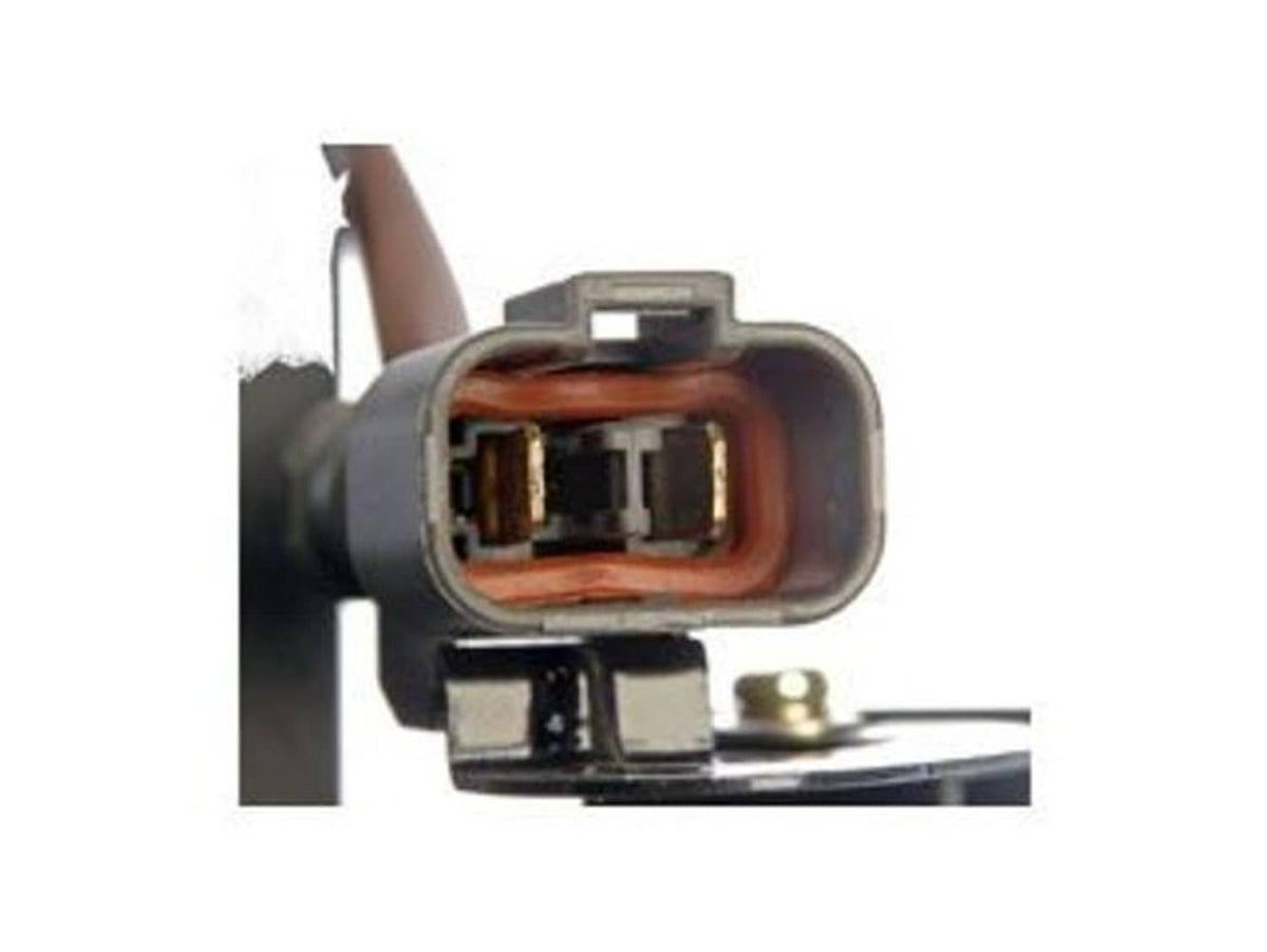 Engine cooling fan electrical connector with copper contacts and plastic housing
