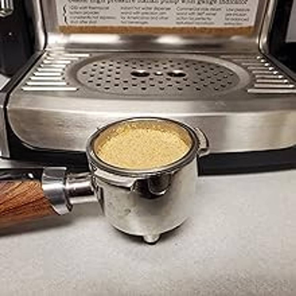 Espresso machine with a portafilter holding light coffee grounds