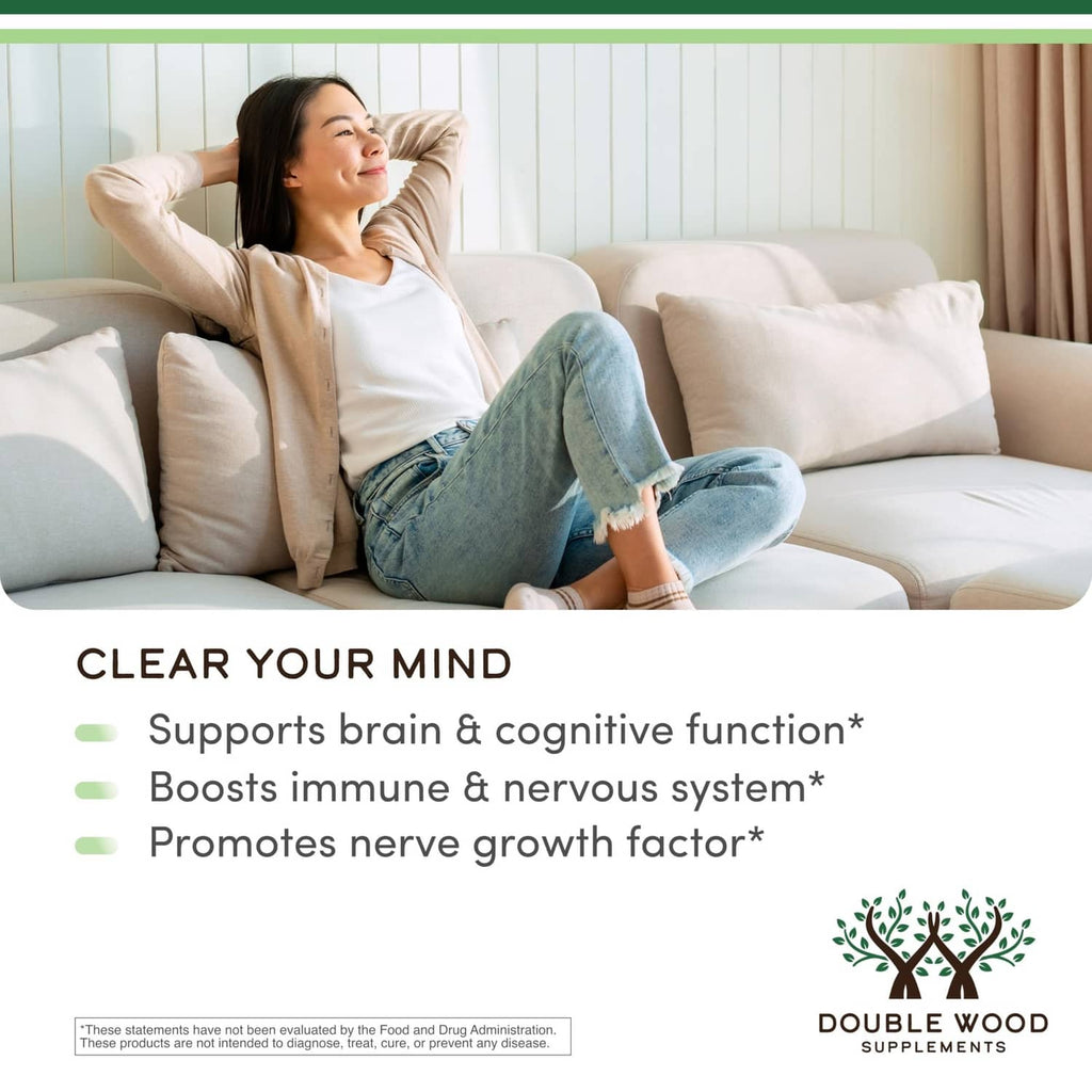 Lion's Mane mushroom supplement promotional panel with clear your mind callouts
