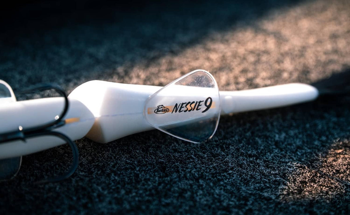 Nessie9-style soft plastic glide bait, white body with front treble hook