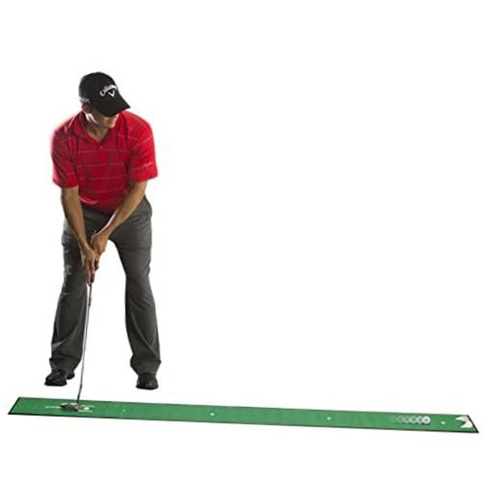 Green putting practice mat with alignment guide and ball marker dots