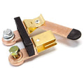 Car battery disconnect switch with copper blade and black handle cap